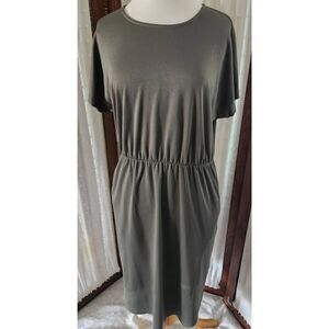 D7 DE Collection knee length safari green knit dress w/elastic waist back zipper
